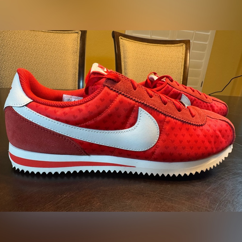 New Nike Cortez Valentines Day Heart Sneaker Shoes - Picture 8 of 16